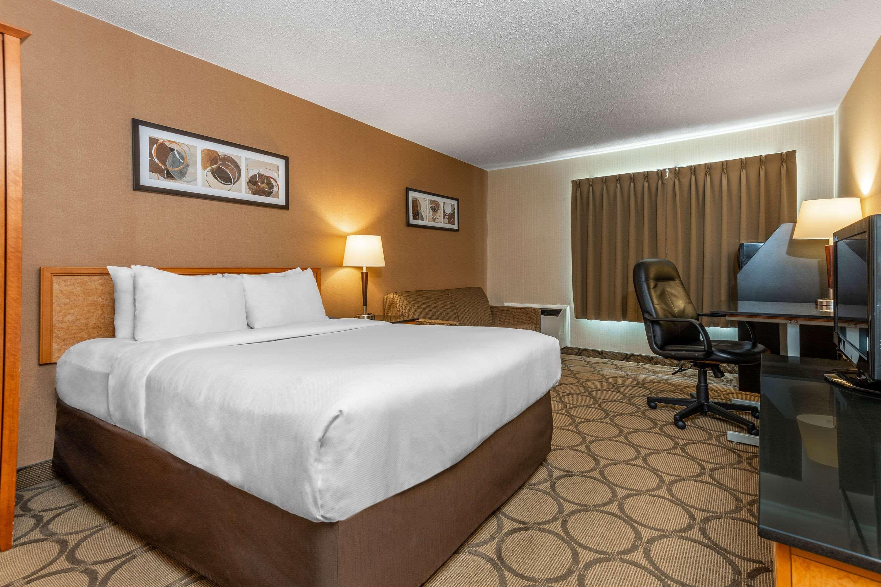 Comfort Inn Saskatoon Ngoại thất bức ảnh