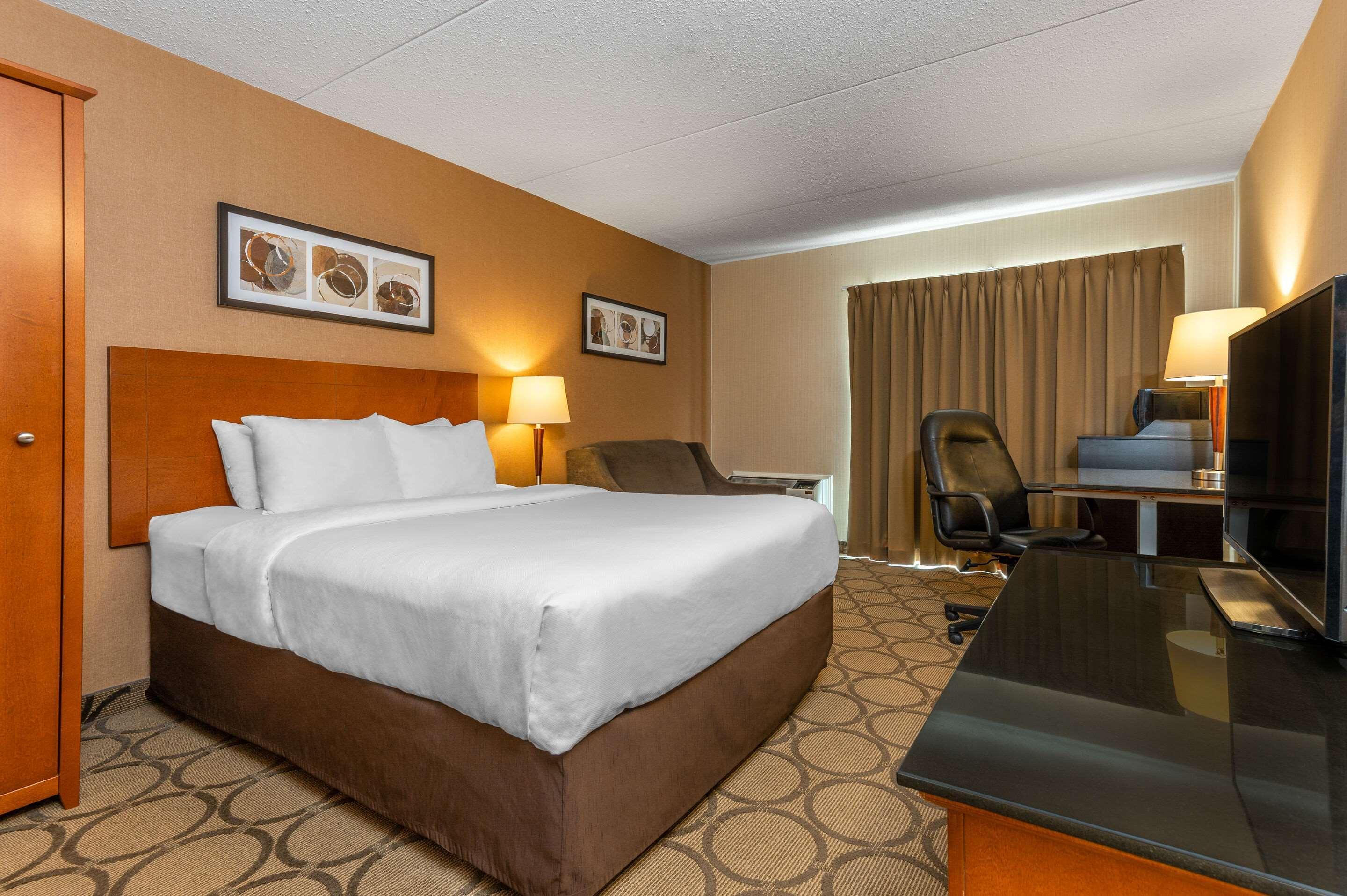 Comfort Inn Saskatoon Ngoại thất bức ảnh